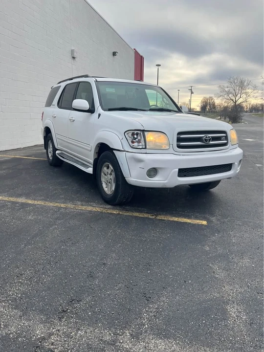 2001 Toyota Sequoia 1st Gen - Image 2 of 9