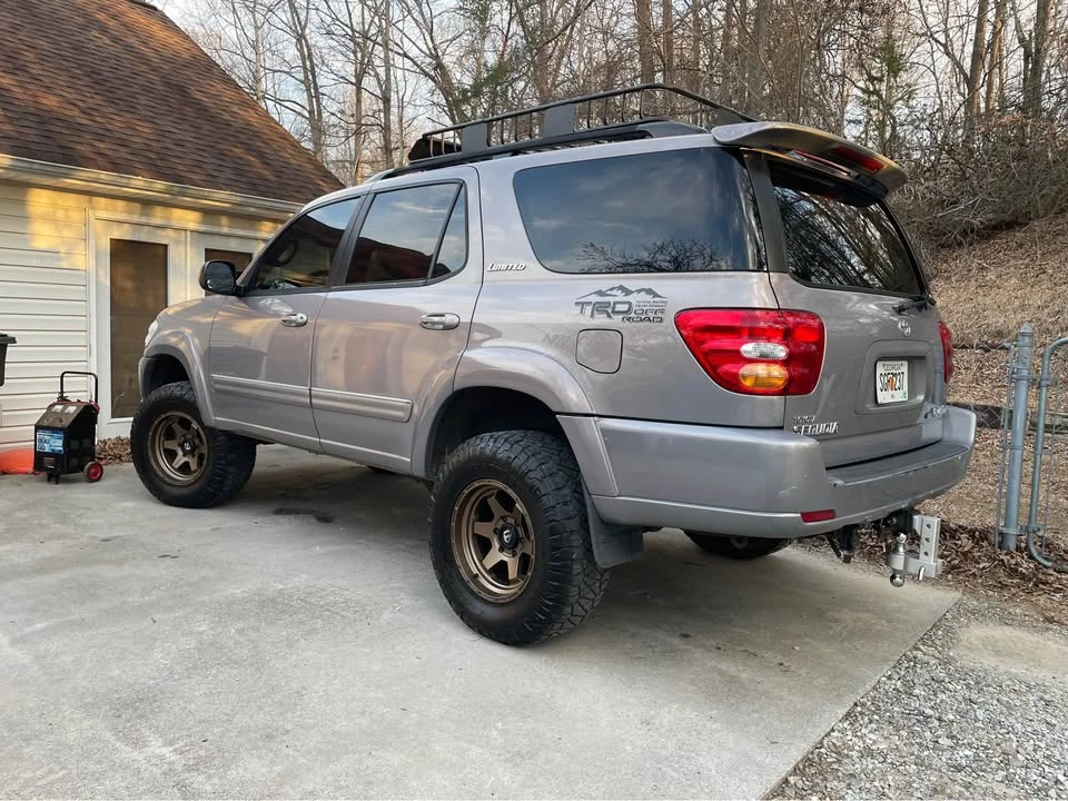 2001 Toyota Sequoia 1st Gen - Image 6 of 7