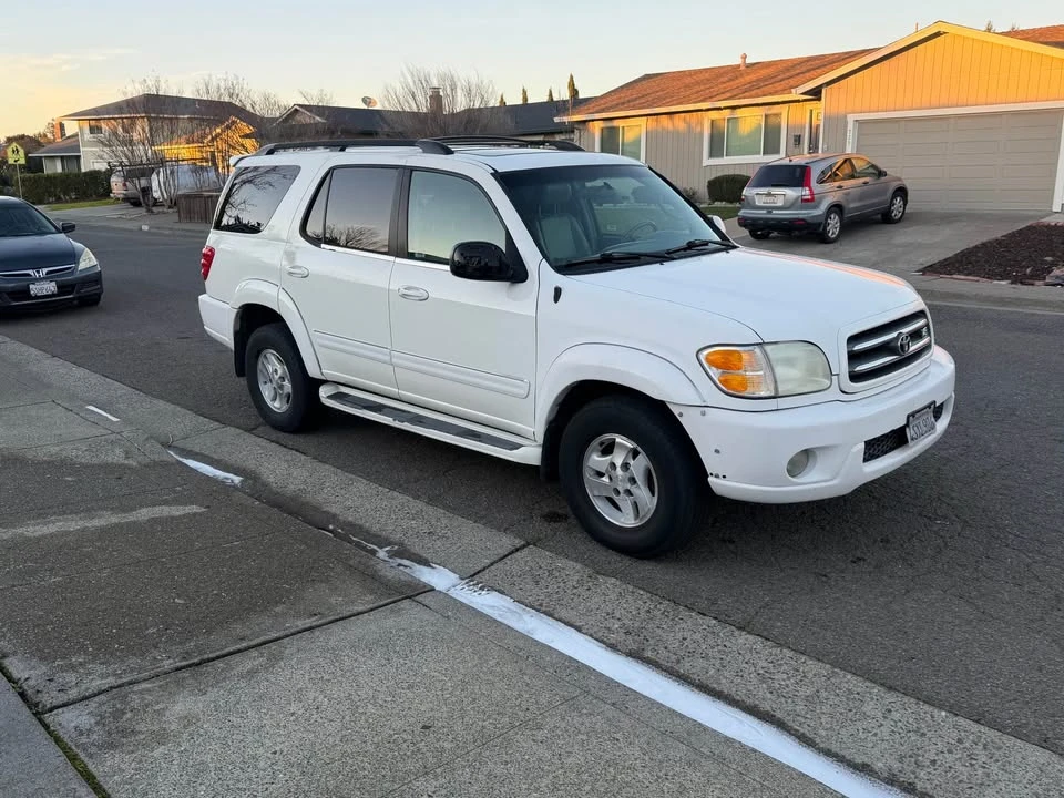 2001 Toyota Sequoia 1st Gen - Image 7 of 19
