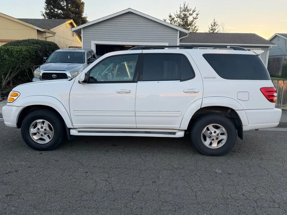 2001 Toyota Sequoia 1st Gen - Image 3 of 19