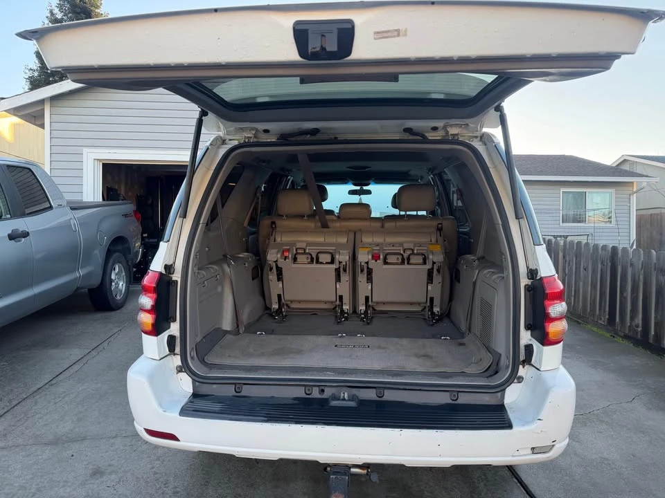 2001 Toyota Sequoia 1st Gen - Image 15 of 19