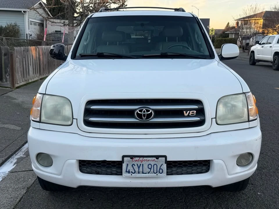 2001 Toyota Sequoia 1st Gen - Image 2 of 19