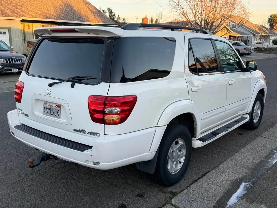 2001 Toyota Sequoia 1st Gen - Image 6 of 19