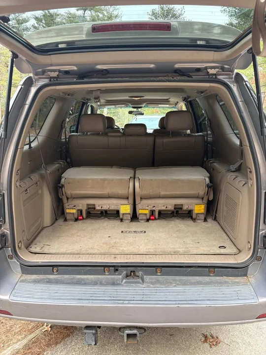 2001 Toyota Sequoia 1st Gen - Image 3 of 6