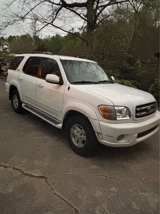 2001 Toyota Sequoia 1st Gen - Image 3 of 14