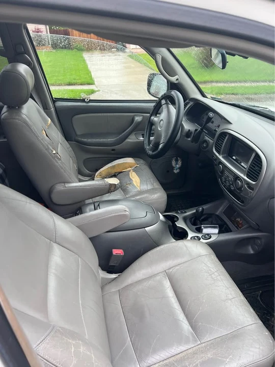 2001 Toyota Sequoia 1st Gen - Image 6 of 9