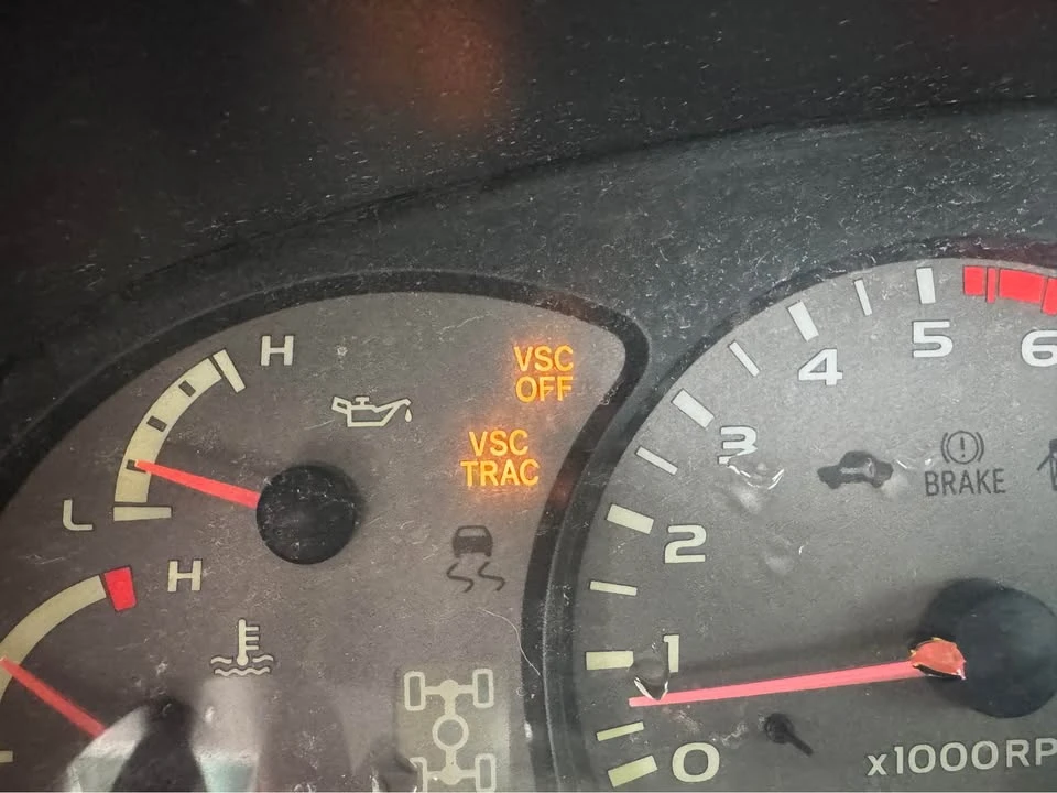 2001 Toyota Sequoia 1st Gen - Image 7 of 7