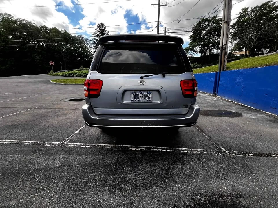 2001 Toyota Sequoia 1st Gen - Image 4 of 20