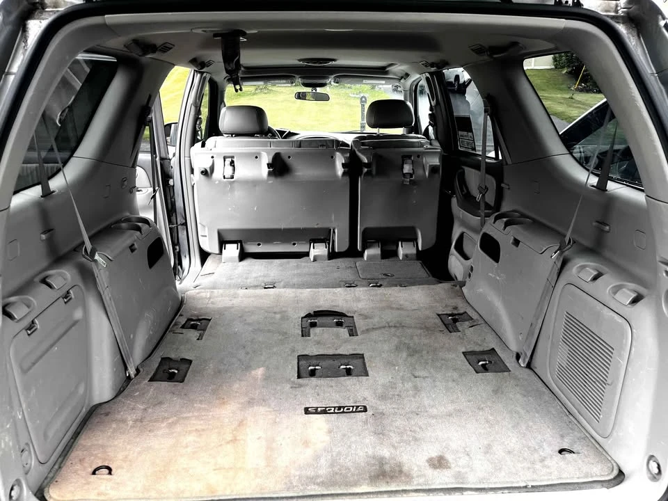 2001 Toyota Sequoia 1st Gen - Image 14 of 20