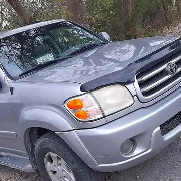 2001 Toyota Sequoia
