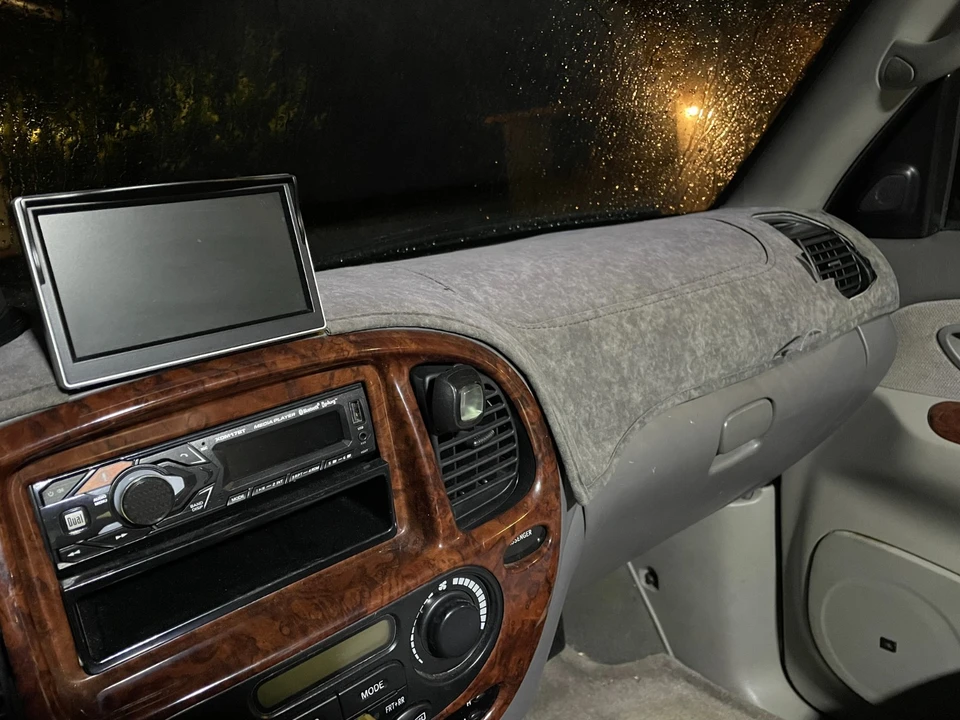 2001 Toyota Sequoia 1st Gen - Image 19 of 21