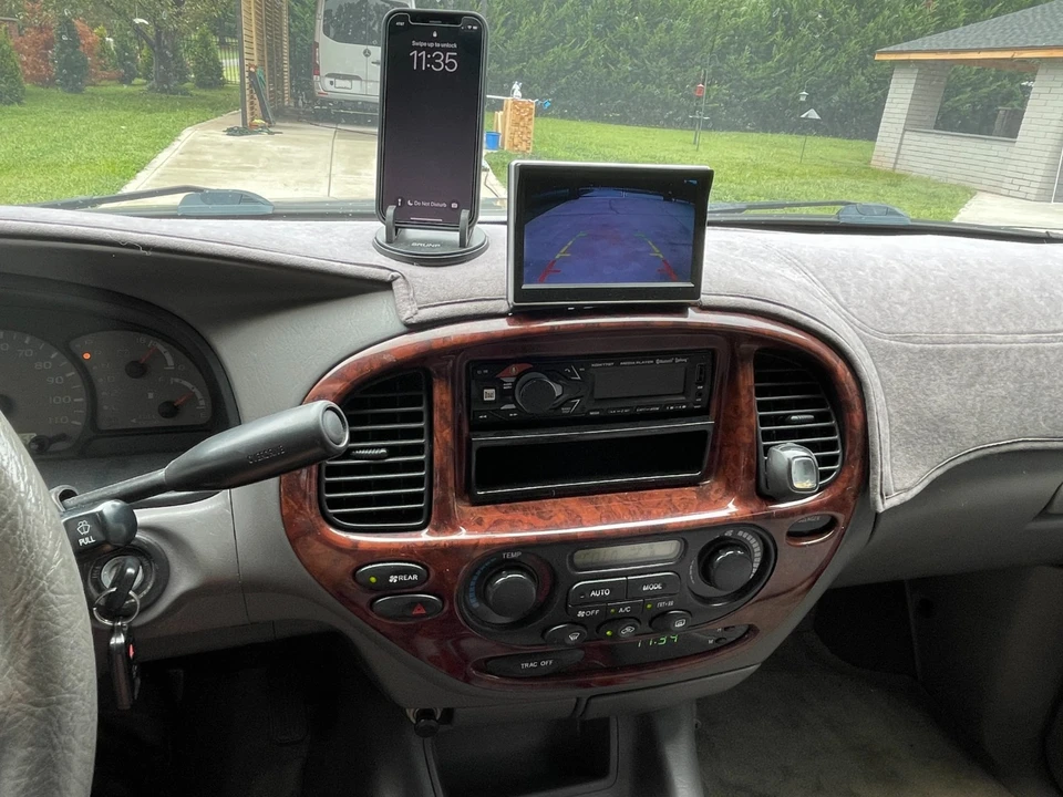 2001 Toyota Sequoia 1st Gen - Image 18 of 21