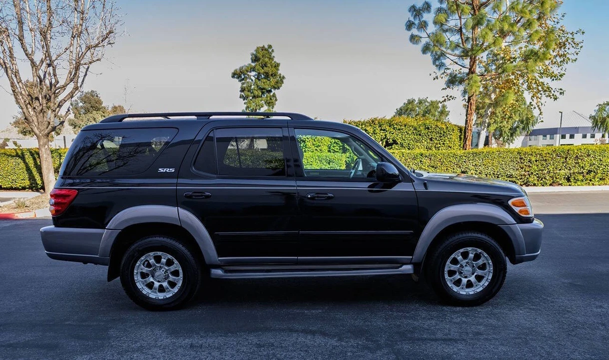2001 Toyota Sequoia 1st Gen - Image 11 of 21