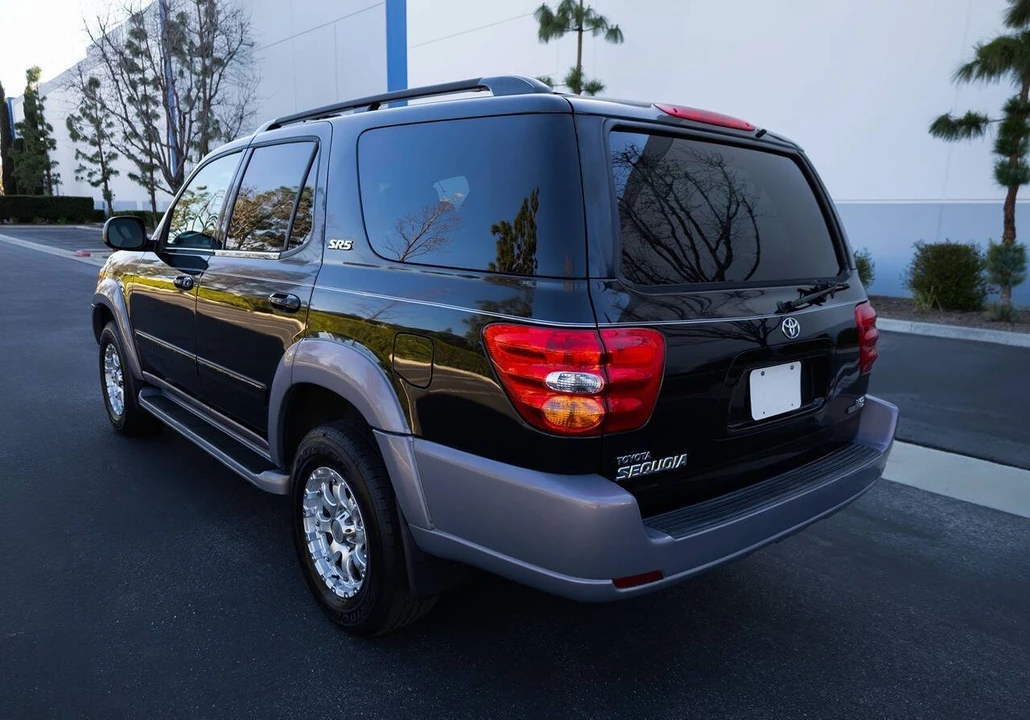 2001 Toyota Sequoia 1st Gen - Image 5 of 21