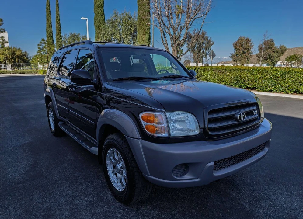 2001 Toyota Sequoia 1st Gen - Image 10 of 21