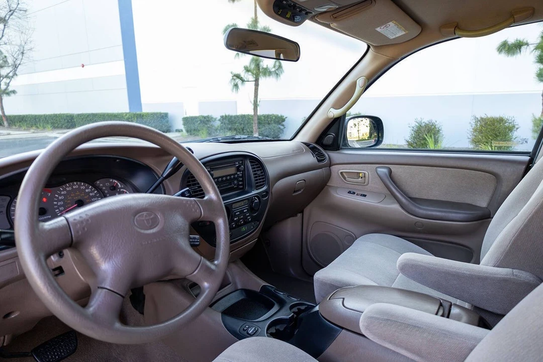 2001 Toyota Sequoia 1st Gen - Image 17 of 21