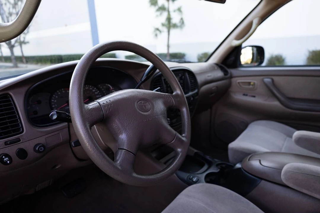 2001 Toyota Sequoia 1st Gen - Image 16 of 21