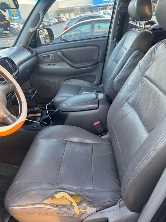 2001 Toyota Sequoia 1st Gen - Image 15 of 19