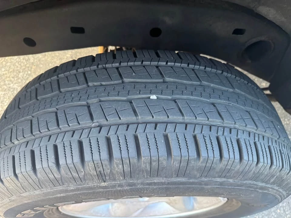 2001 Toyota Sequoia 1st Gen - Image 5 of 19