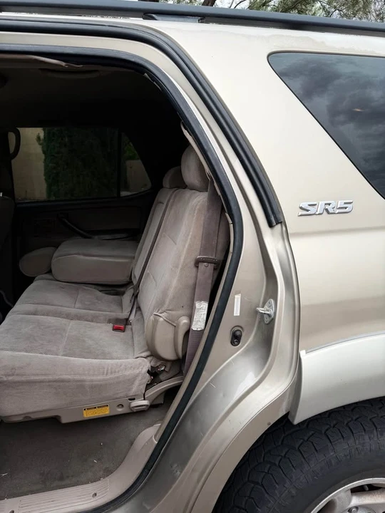 2001 Toyota Sequoia 1st Gen - Image 5 of 7