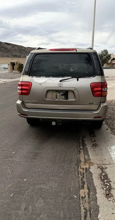 2001 Toyota Sequoia 1st Gen - Image 3 of 7