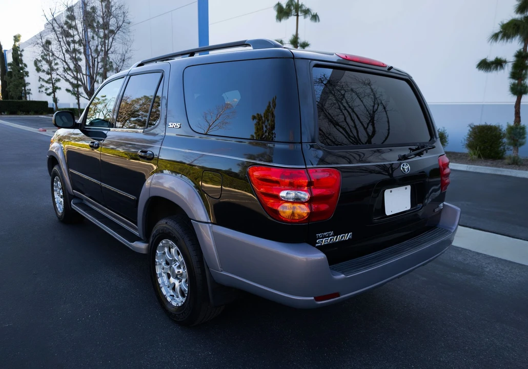 2001 Toyota Sequoia 1st Gen - Image 5 of 21