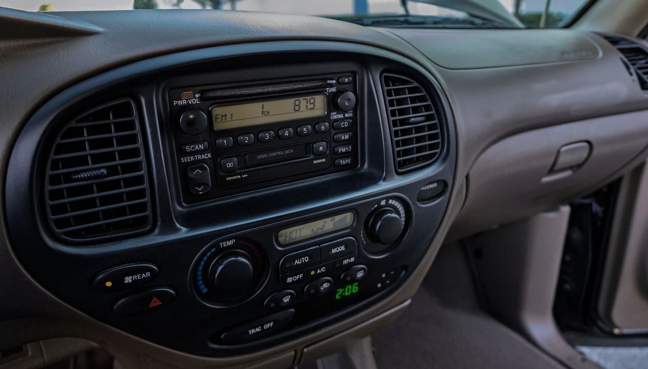 2001 Toyota Sequoia 1st Gen - Image 21 of 21