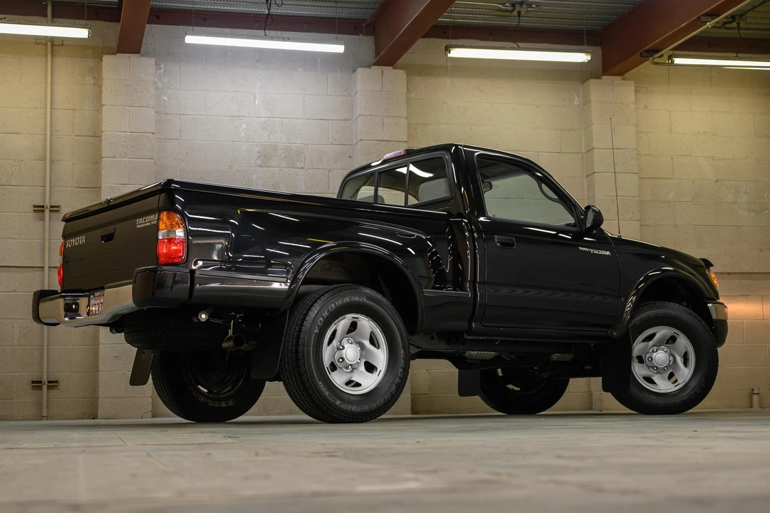 2001 Toyota Tacoma 1st Gen - Image 18 of 31