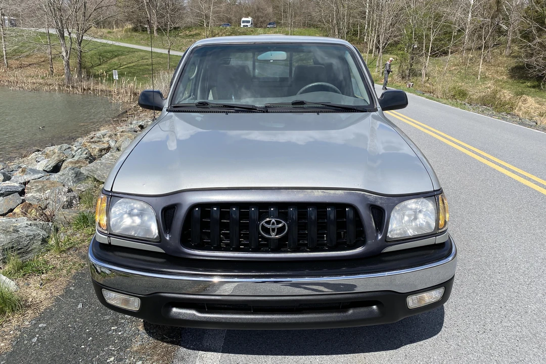 2001 Toyota Tacoma 1st Gen - Image 2 of 9