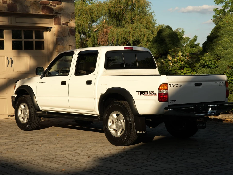2001 Toyota Tacoma 1st Gen - Image 12 of 31