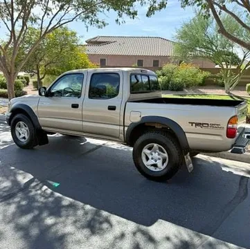 2001 Toyota Tacoma TRD Off-Road Pickup 4D 5 ft