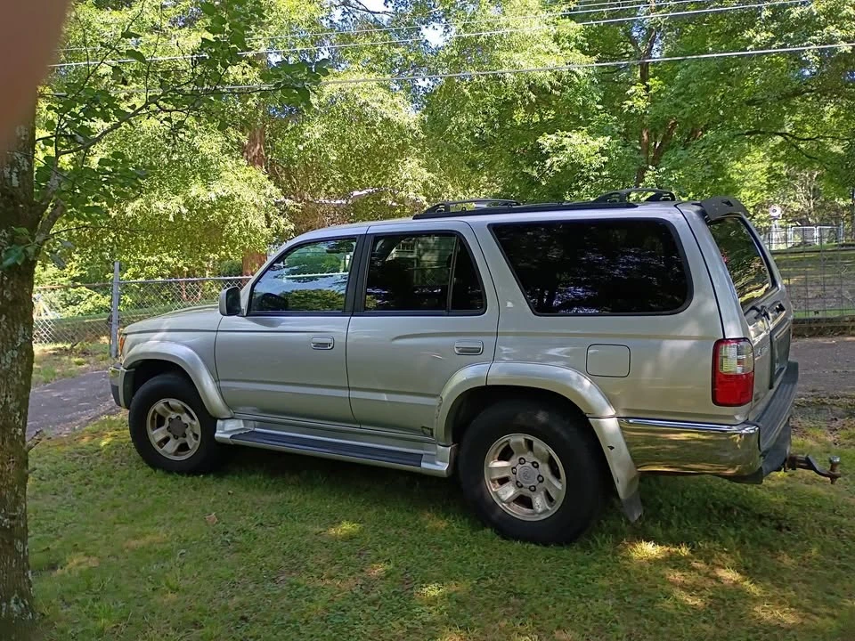 2001 Toyota 4Runner 3rd Gen - Image 2 of 2