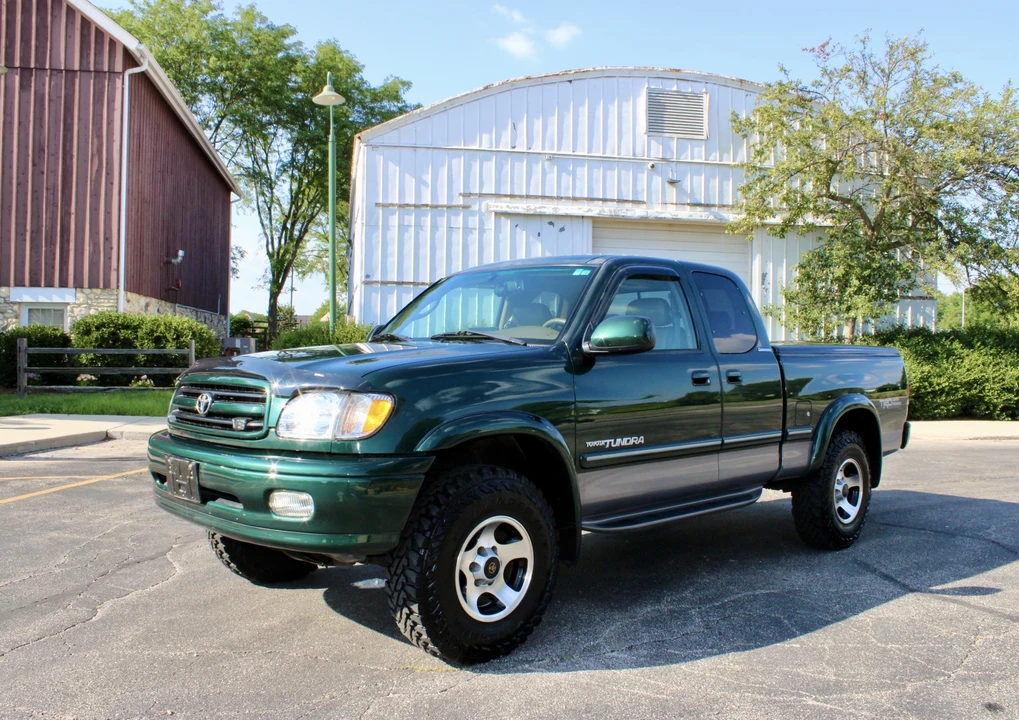 2001 Toyota Tundra 1st Gen - Image 2 of 31