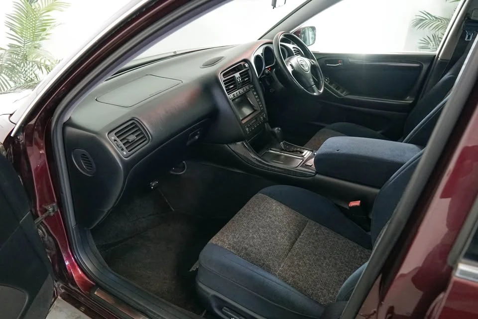 2001 Toyota Aristo - Image 13 of 18