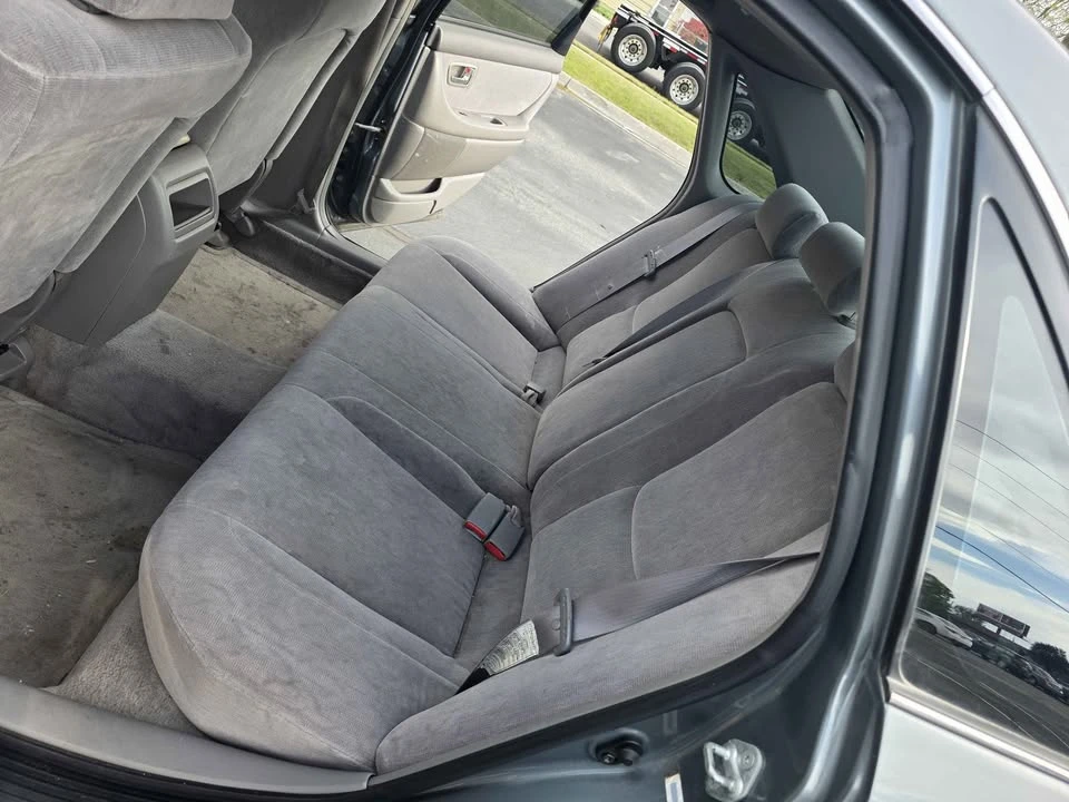 2001 Toyota Avalon 2nd Gen - Image 10 of 13