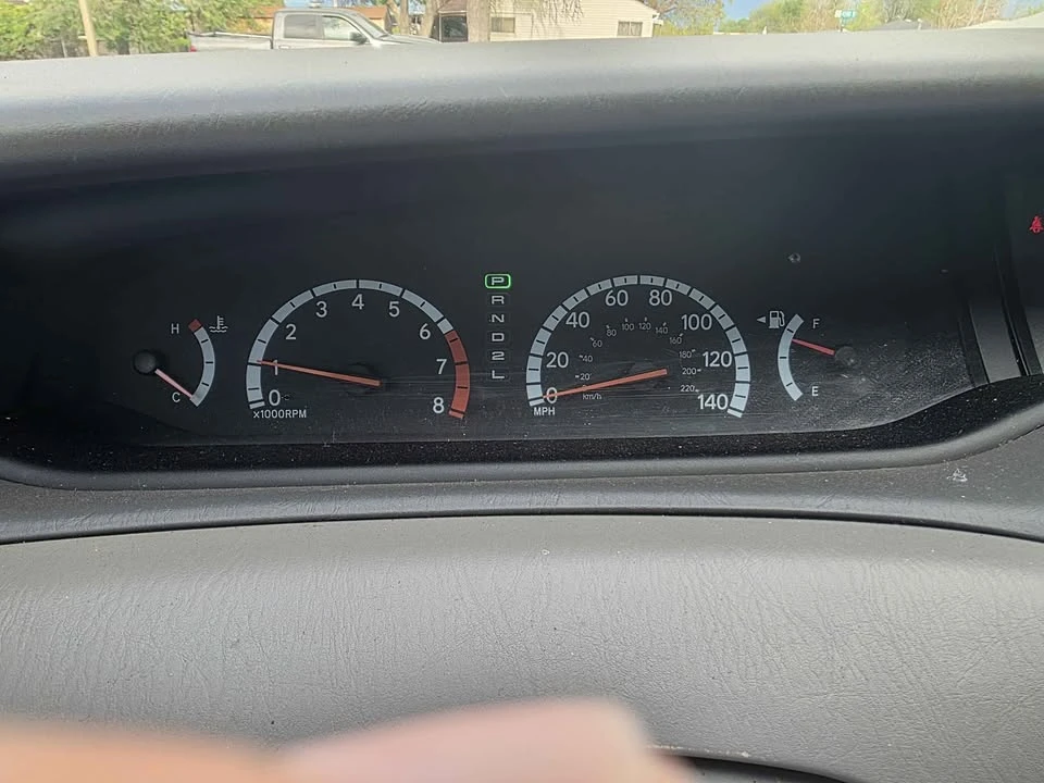 2001 Toyota Avalon 2nd Gen - Image 3 of 13