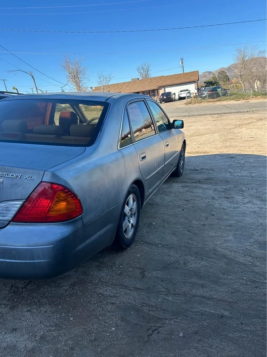 2001 Toyota Avalon 2nd Gen - Image 3 of 9