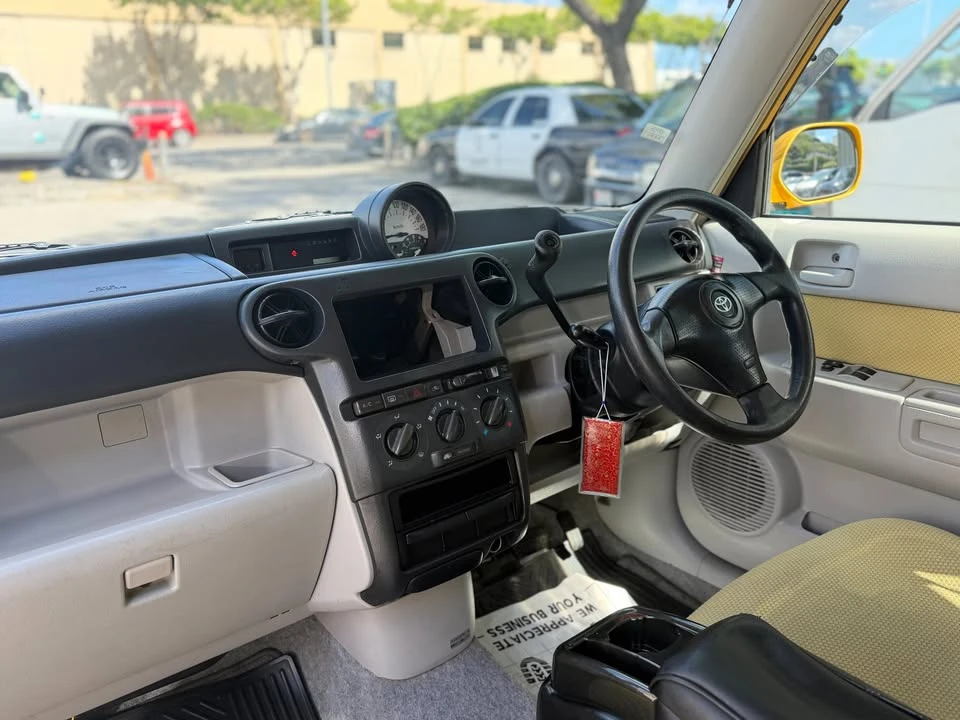 2001 Toyota Echo - Image 10 of 20