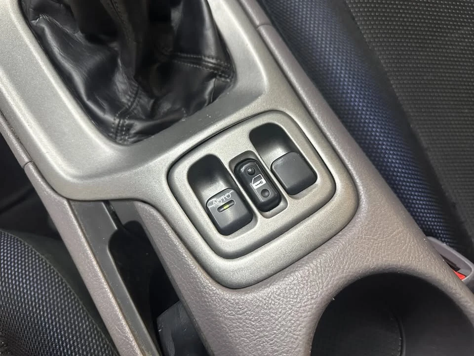 2001 Toyota Celica 7th Gen - Image 10 of 16