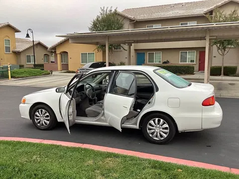 2001 Toyota Corolla