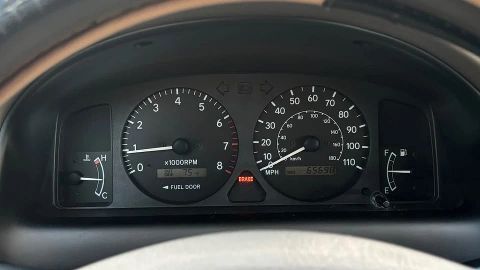2001 Toyota Corolla 8th Gen - Image 8 of 13