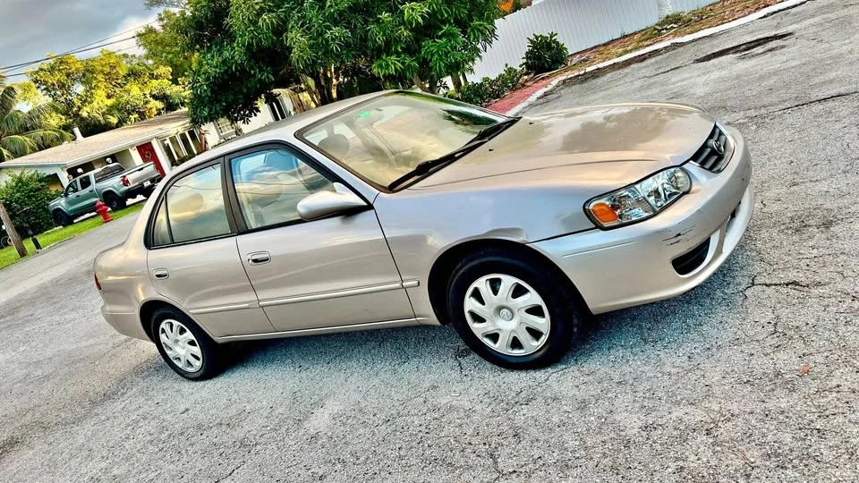 2001 Toyota Corolla 8th Gen - Image 1 of 13