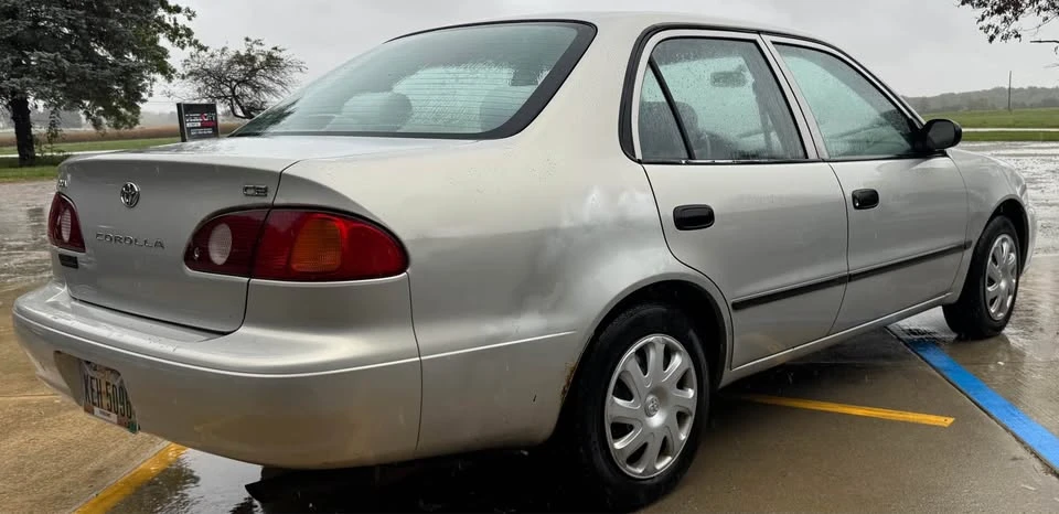 2001 Toyota Corolla 8th Gen - Image 4 of 8