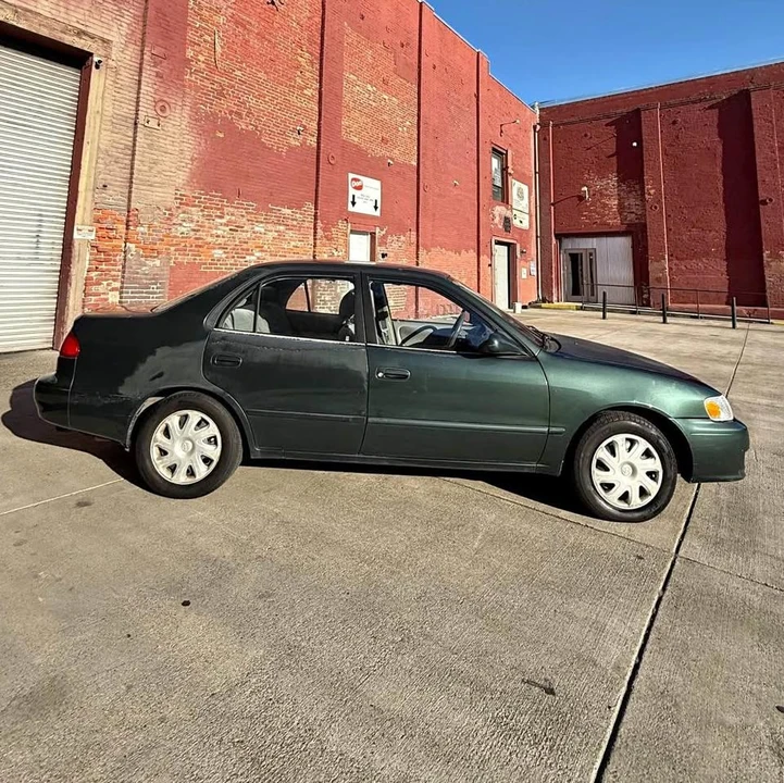 2001 Toyota Corolla 8th Gen - Image 1 of 9