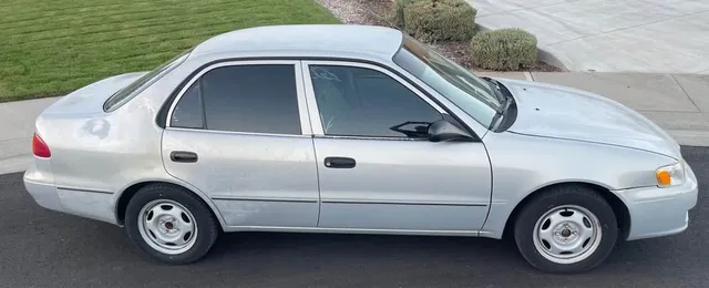 2001 Toyota Corolla 8th Gen - Image 4 of 13