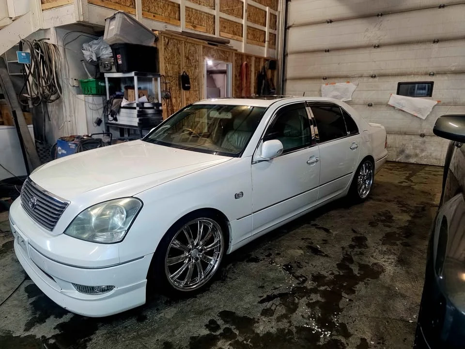 2001 Toyota Crown - Image 3 of 19