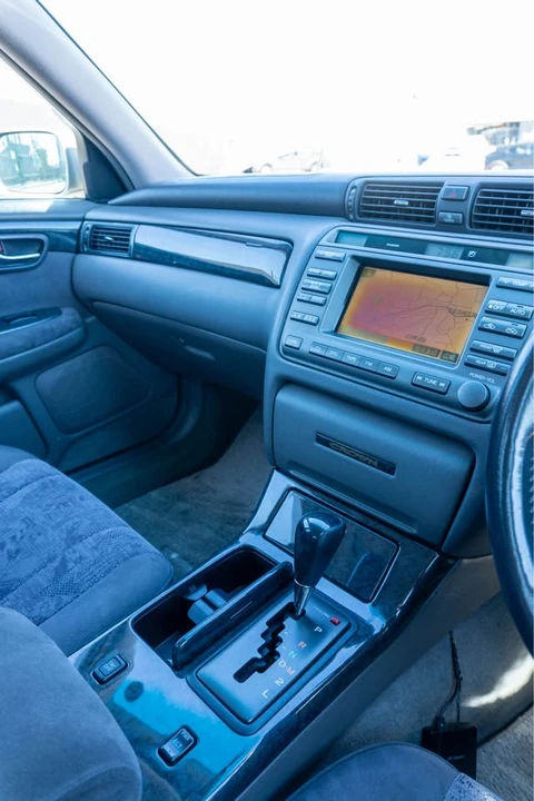 2001 Toyota Crown 11th Gen - Image 12 of 20