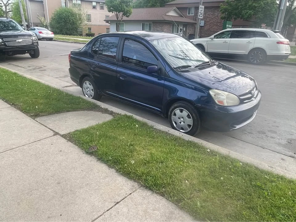 2001 Toyota Echo - Image 5 of 5