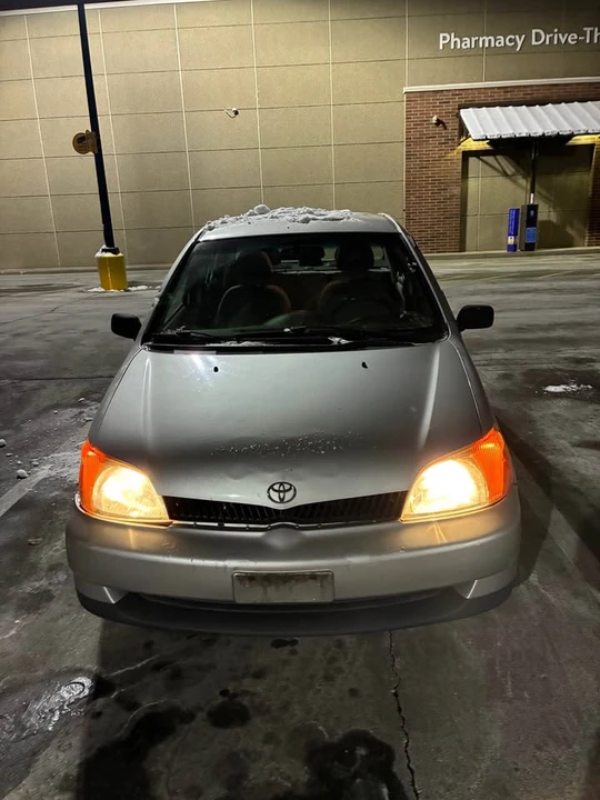 2001 Toyota Echo - Image 3 of 9
