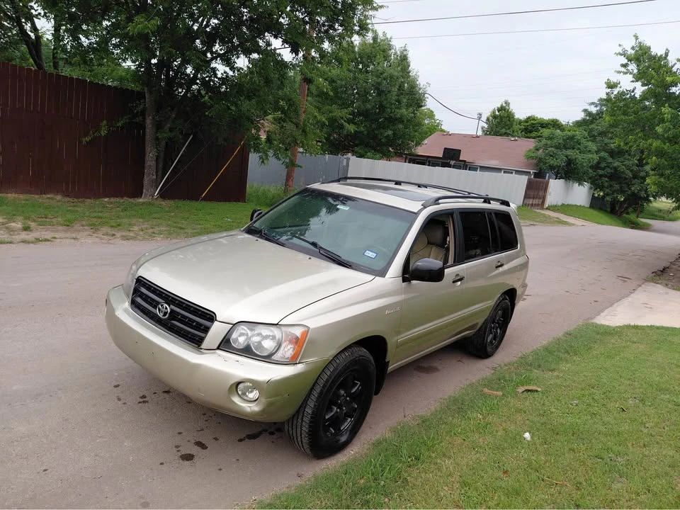 2001 Toyota Highlander - Image 2 of 9